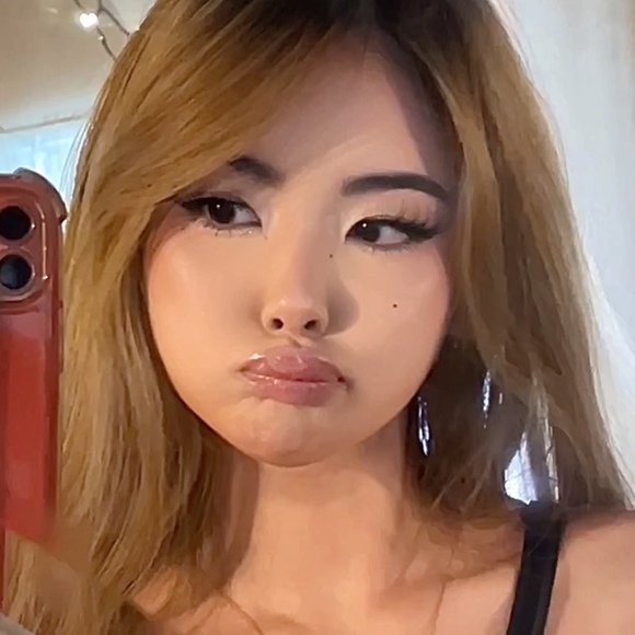 Meet your Posher, Posh - Picture 1 of 1